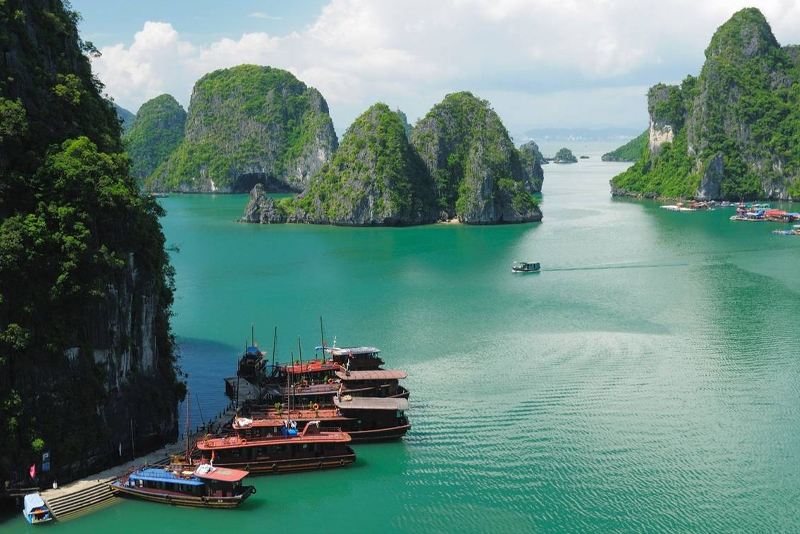 HaLongOnCruise–Ninh Binh